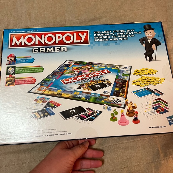 Mario Monopoly game - Great gift idea 🎁 - Picture 3 of 4